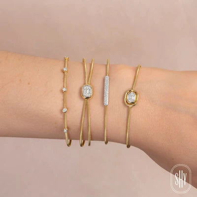 Shy Creation .16ctw Diamond Bangle