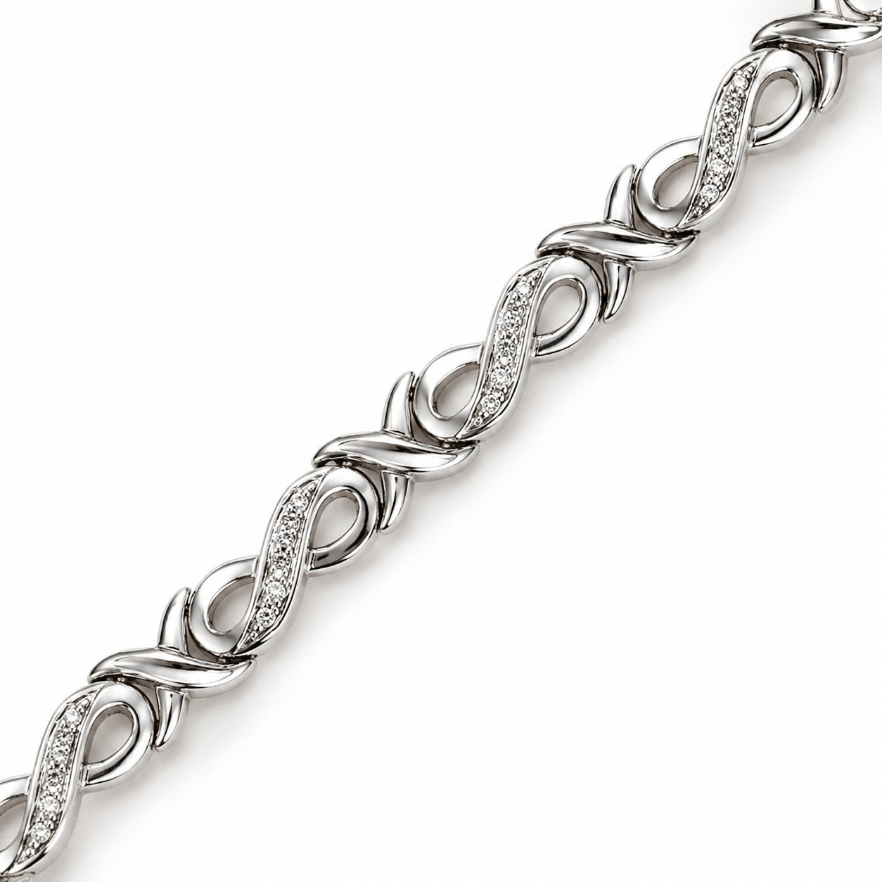 .05ctw Diamond XO Infinity Bracelet