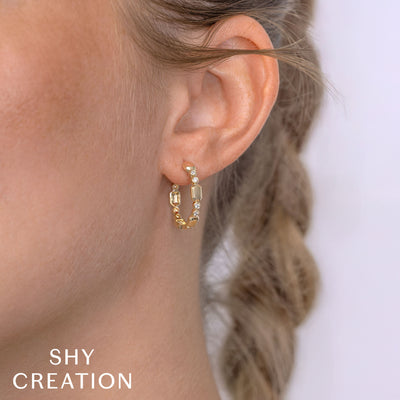 Shy Creation .12ctw Diamond Hoop Earrings
