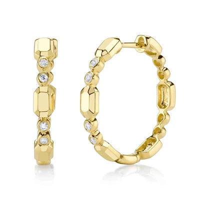 Shy Creation .12ctw Diamond Hoop Earrings