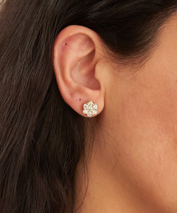 1/10ctw Flower Diamond Cluster Stud Earrings
